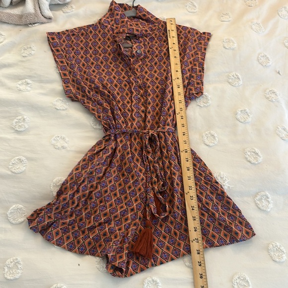 Dress forum sunny days romper geometric tassel button down small - Picture 10 of 10